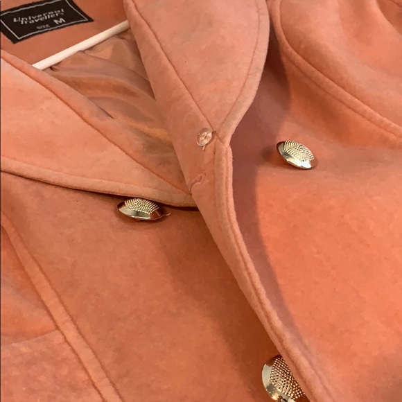 Universal Traveller Pinky Coat - Picture 3 of 4